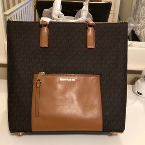 Michael Kors Tote